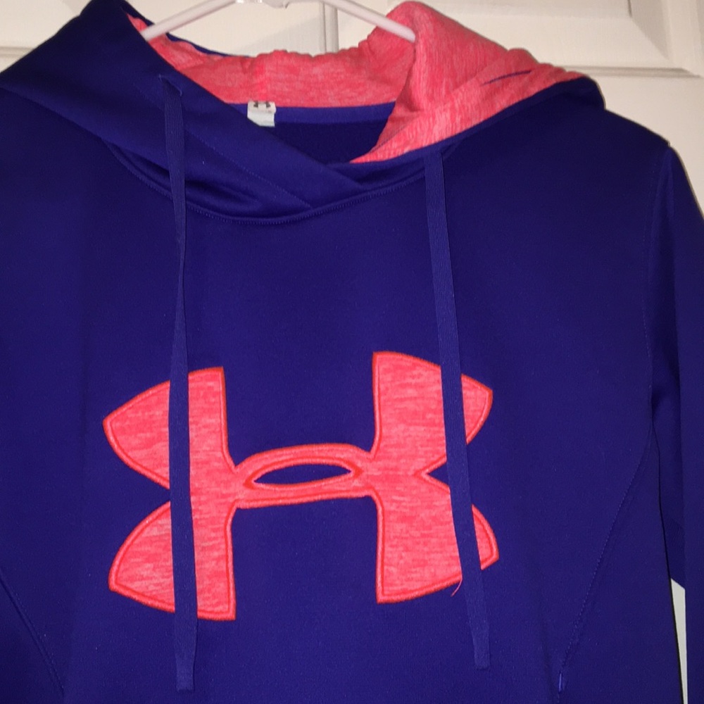 Under armor - Picture 2 of 5
